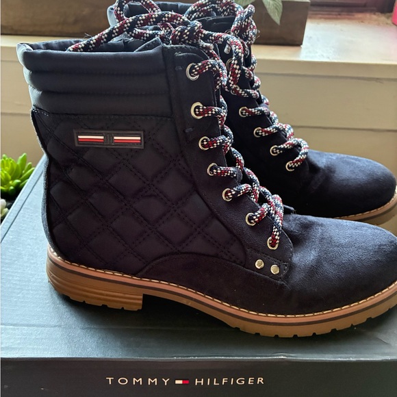 Tommy Hilfiger Black Quilted Combat Boots - Picture 6 of 6